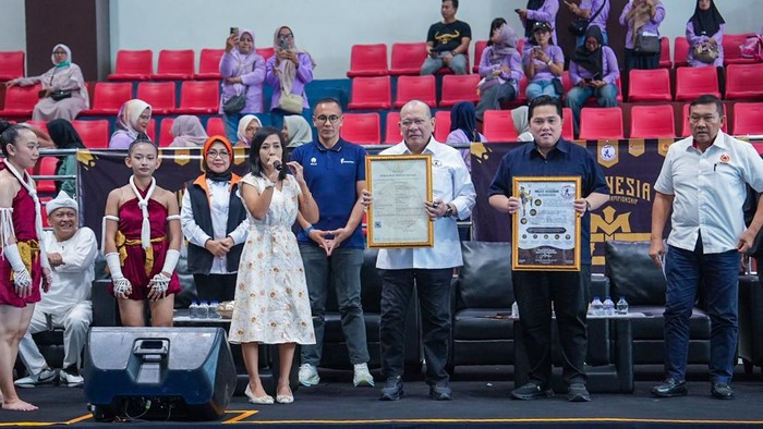Menteri Pemuda dan Olahraga (Menpora) Erick Thohir memberikan apresiasi terhadap perkembangan Muaythai Indonesia di bawah kepemimpinan Ketua Umum Pengurus Besar Muaythai Indonesia (PBMI) AA LaNyalla Mahmud Mattalitti. Menurut Erick, LaNyalla mampu me