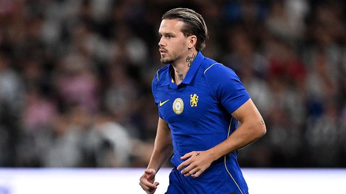 HONG KONG, CHINA - AUGUST 05: Mykhailo Mudryk of Chelsea enters the pitch as a substitute during the Pre-Season Friendly match between Chelsea and Juventus at Kai Tak Sports Park on August 05, 2026 in Hong Kong, China.  (Photo by Darren Walsh/Chelsea FC via Getty Images)