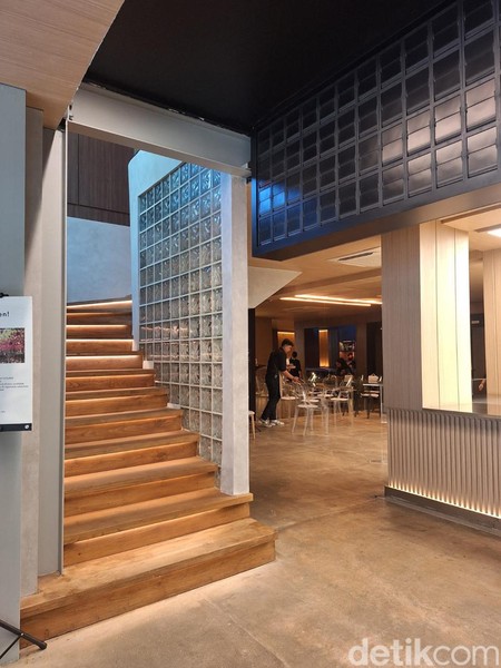 NON by KKDC, Kafe Bergaya Korea-Jepang dengan Permainan Cahaya nan Atraktif