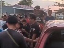 Awal Mula Pemobil Diteriaki Maling dan Kendaraan Dirusak Warga di Maros