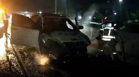 Mesin Mati Mendadak, Mobil Terbakar di Tol Jagorawi Arah Jakarta
