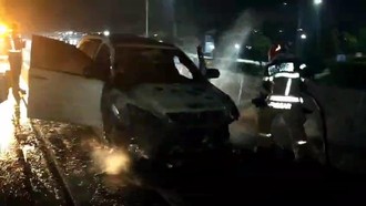 Mesin Mati Mendadak, Mobil Terbakar di Tol Jagorawi Arah Jakarta