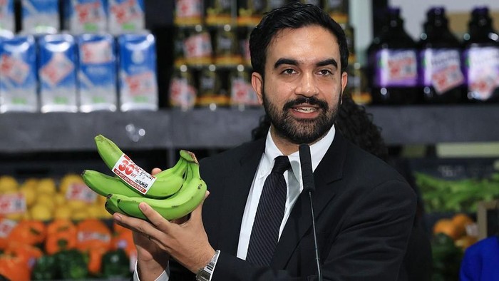 Wali Kota New York, Zohran Mamdani, memperkenalkan supermarket dengan harga subsidi milik pemerintah kota. (Getty Images)