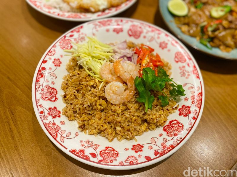 Soi Sabai: Ga Praw hingga Pad See Ew Buat yang Kangen Makanan Thailand