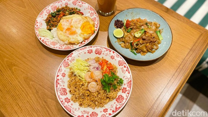 Menu khas Thailand Autentik di Soi Sabai