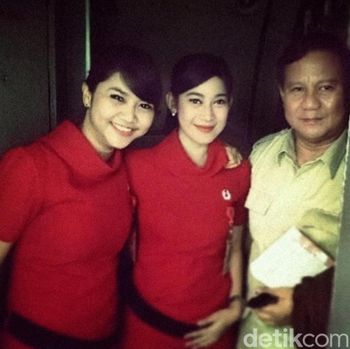 Sosok Riskafiani, mantan pramugari dan pegawai Pemda Bogor yang kini melanjutkan studi S2 di Saint Petersburg State University lewat beasiswa Pemerintah Rusia. Sosok Riskafiani, mantan pramugari dan pegawai Pemda Bogor yang kini melanjutkan studi S2 di Saint Petersburg State University lewat beasiswa Pemerintah Rusia.