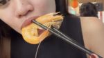Ummi Quary Rayakan Ultah di Singapura, Asyik Jajan Es Krim Uncle dan Laksa!