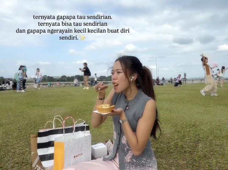 Ummi Quary Rayakan Ultah di Singapura, Asyik Jajan Es Krim Uncle dan Laksa!