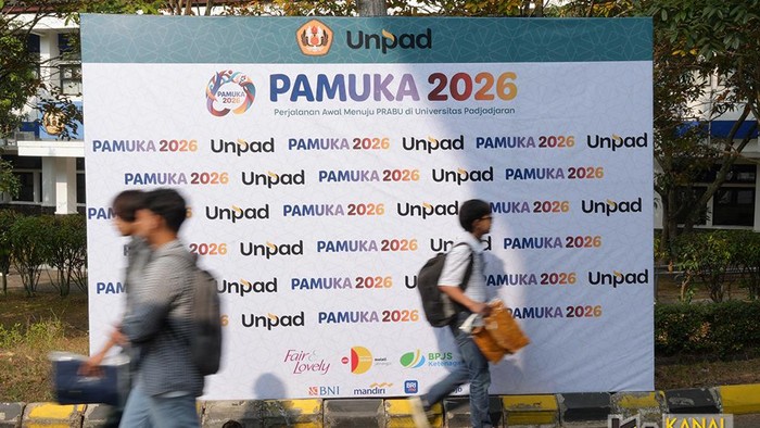 Unpad mulai rangkaian PPKMB dengan Pamuka 2026, sampaikan materi soal literasi keuangan dan edukasi pinjaman online (pinjol).