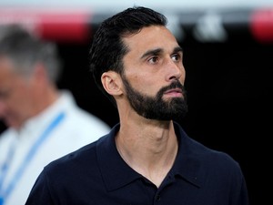 Sindir Wasit Bela MU, Arbeloa Didakwa FA