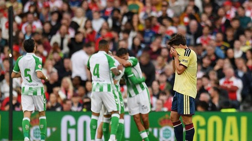 DUBLIN, IRELAND - AUGUST 05: Christos Tzolis of Arsenal FC reacts after Nelson Deossa of Real Betis Balompie scores his team’s second goal during the pre-season friendly match between Arsenal FC and Real Betis Balompie at Aviva Stadium on August 05, 2026 in Dublin, Ireland. (Photo by Charles McQuillan/Getty Images)