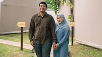 Ananta Rispo Pamer Motor Baru Hadiah Ultah ke-8 Nikah dengan Siti Rohmah