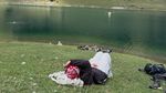 Serunya Anggi Rantika Istri Oki Rengga Hiking di Pegunungan Alpstein Swiss