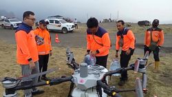 Video: Kebakaran Kaldera Bromo Berhasil Dipadamkan, Petugas Masih Lakukan Pendinginan