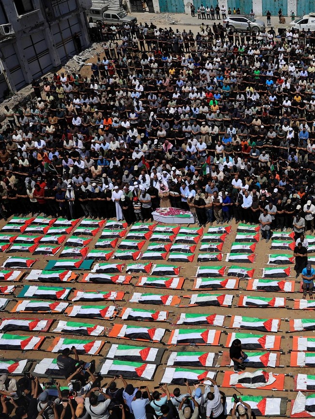 Duka Mendalam di Gaza, 112 Anggota Satu Keluarga Dimakamkan Bersama