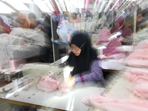 Ekonomi Indonesia Kembali Ngebut, Industri dan Konsumsi Jadi Penopang