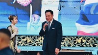Momen Ghea Indrawari Nyanyi Bareng Perdana Menteri Thailand di Istana Negara