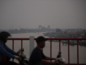 Kualitas Udara Siang-Sore di Palembag Tidak Sehat, Asal Asap dari OKI