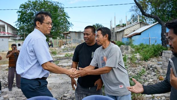 Menteri Keuangan Purbaya melakukan kunjungan kerja ke NTT untuk menemui korban tumpahan minyak Montara. (Kemenkeu)