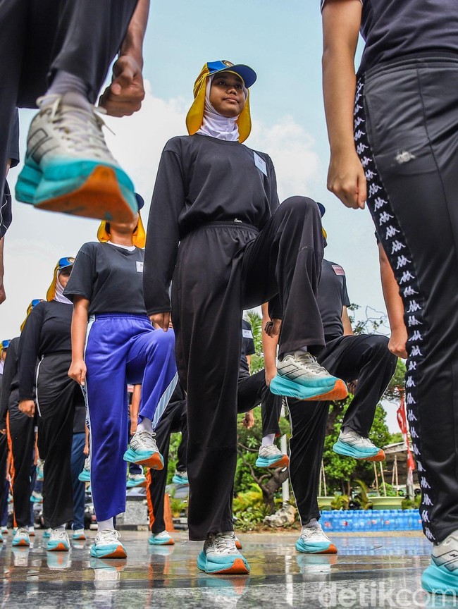 Paskibraka Jakarta Utara Matangkan Latihan Jelang Upacara HUT Ke-81 RI