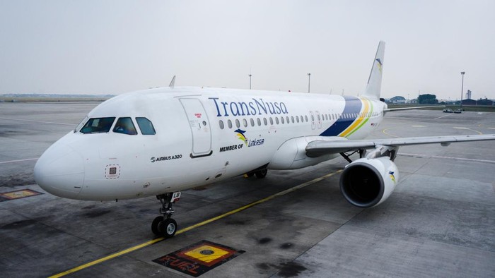Pesawat Airbus A320 TransNusa