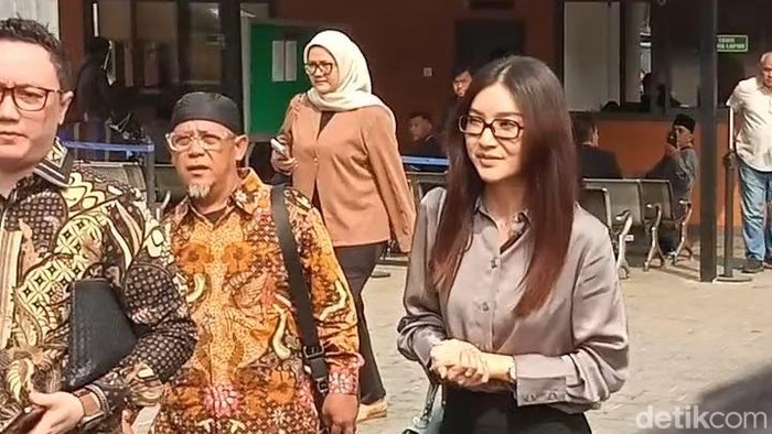 Ruben Onsu dan Sarwendah