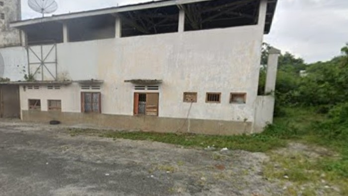 Penampakan bagian depan Stadion Sang Naualuh di Kota Pematangsiantar.