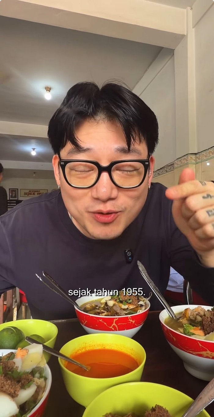 Tak Hanya Jago Masak, Chef Wilgoz Hobi Kulineran ke Berbagai Kota!
