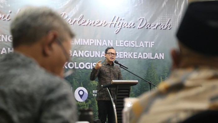 Wamendagri Bima Arya Dorong DPRD Wujudkan Pembangunan Berkeadilan Ekologis