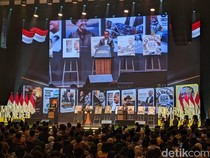 Guyon Bahlil ke Cak Imin: Ketum Lama Belum Tentu Punya Buku Diteken Presiden