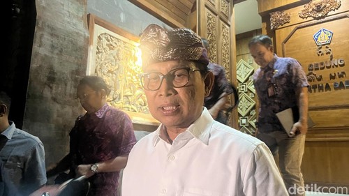Bupati Badung I Wayan Adi Arnawa saat ditemui di Rumah Jabatan Gubernur Bali Jayasabha, Denpasar, Jumat (7/8/2026). (Foto: Rizki Setyo/detikBali)