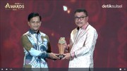 Pelopor Keuangan Syariah Daerah, Bank Sulselbar Dianugerahi detiktimur Awards