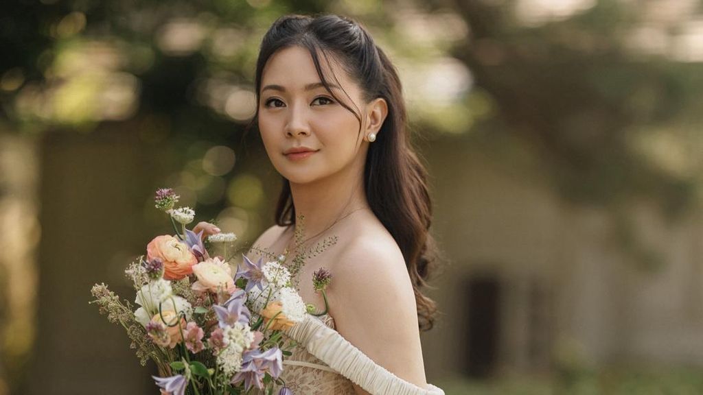 Devy Anastasia Cantik Maksimal Saat Prewed