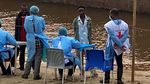 Dugaan Ebola Picu Pemeriksaan Ratusan Penumpang Kapal