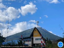 Dua Gunung di NTT Meletus Nyaris Bersamaan