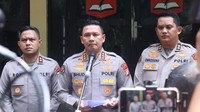 Polisi Sebut Ratusan Senjata di Sekolah Swasta Jaksel Diimpor, untuk Apa?