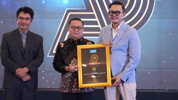 Kemenag Raih Populer Goverment Award
