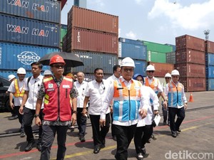 KSP Lepas Ekspor Alumina di Pontianak, Akhiri Hambatan Akibat Tafsir Aturan LTJ