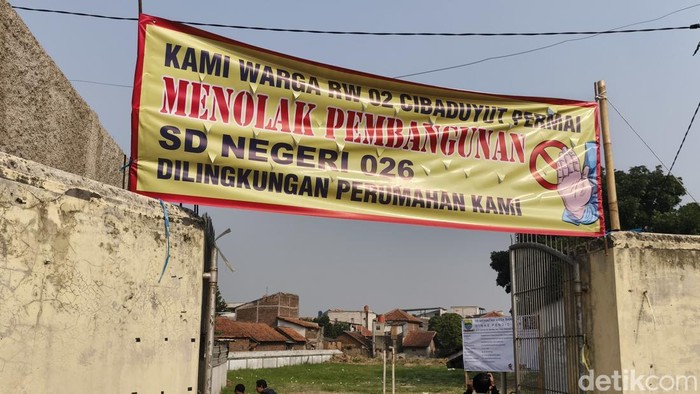 Lahan untuk gedung baru SDN 026 Bojongloa ditolak warga sekitar.