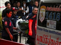 Lansia Tewas Ditembak Remaja di Thailand, Petugas Medis Evakuasi Jenazah
