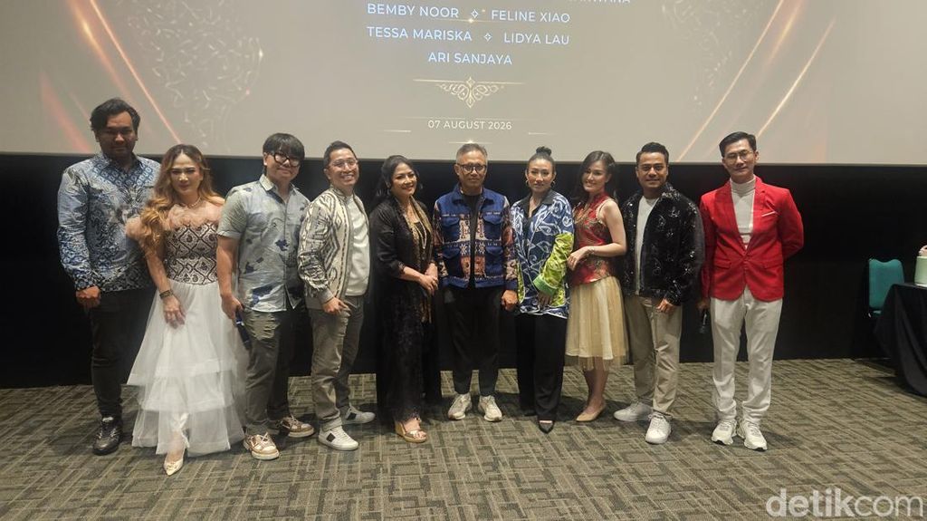 Marcos Tjung Garap Video Klip Warna Warni Indonesia Sehari: Luar Biasa