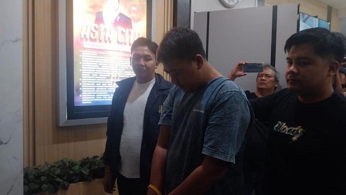 YA (35), pembunuh Nurami (79), nenek Dusun Talang Lor, Desa Winongan Kidul, Kecamatan Winongan, Kabupaten Pasuruan