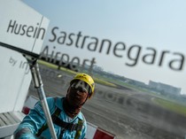Husein Sastranegara Bersolek Sambut Kembali Penerbangan Pesawat