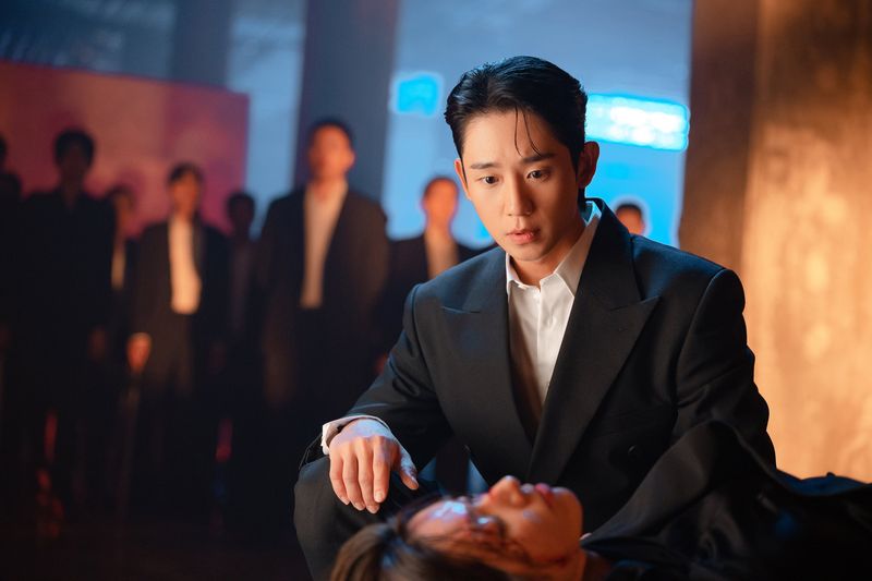 Potongan gambar drama Korea Netflix Our Sticky Love. Potongan gambar drama Korea Netflix Our Sticky Love.