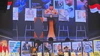 Prabowo: 2 Tahun Ini Kita Berprestasi, Rapor Kita 'Ok' Ya
