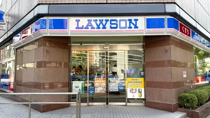 Robot Chef Pembuat Mie di Lawson Jepang