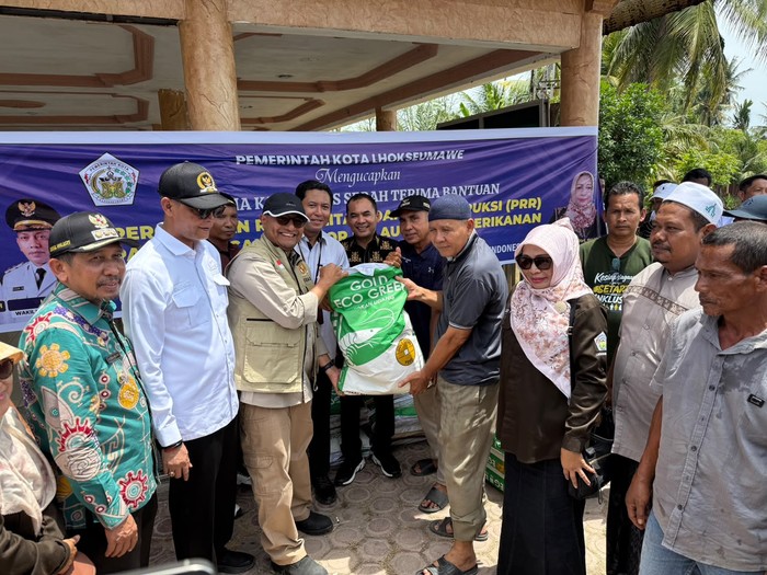 Satgas PRR Salurkan Bantuan Perikanan KKP ke Warga Terdampak Aceh