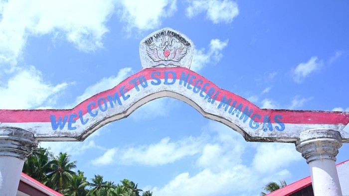 SD Negeri Miangas, sekolah di wilayah 3T yang kini akhirnya direvitalisasi setelah 50 tahun berdiri.