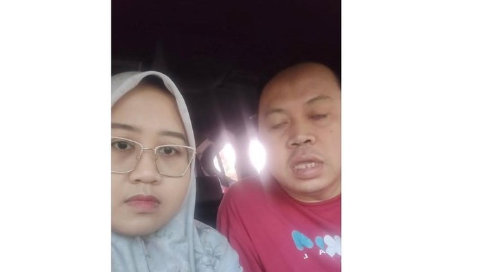 Suami dokter Herdiana yang turut menghina pasien BPJS keluhkan 8 jam tak dapat kamar. Pasien BPJS itu sekarang meninggal dan keluhan itu viral.