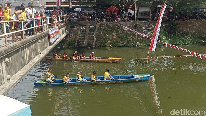Balap Perahu Dayung Kembali Bergeliat di Tulungagung